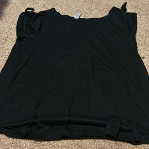 Black no boundaries T shirt